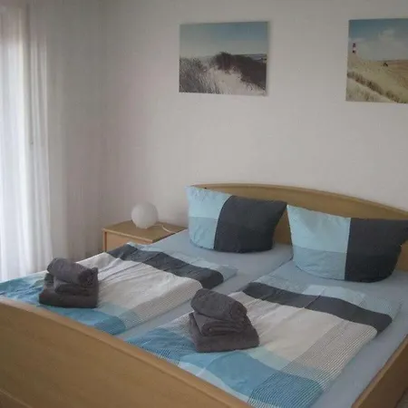 Haus Stoertebeker Comfortable Holiday home Westerland